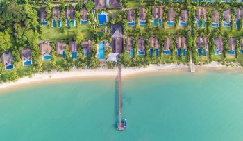 Coconut Village **** - Koh Mahprao